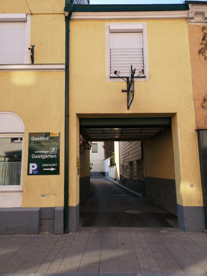 Gasthof Zum Goldenen Pflug Amstetten Bagian luar foto